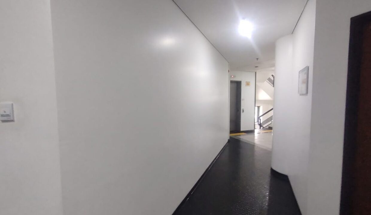 5c0df7f8-17b7-4a46-a05c-00509805bb22