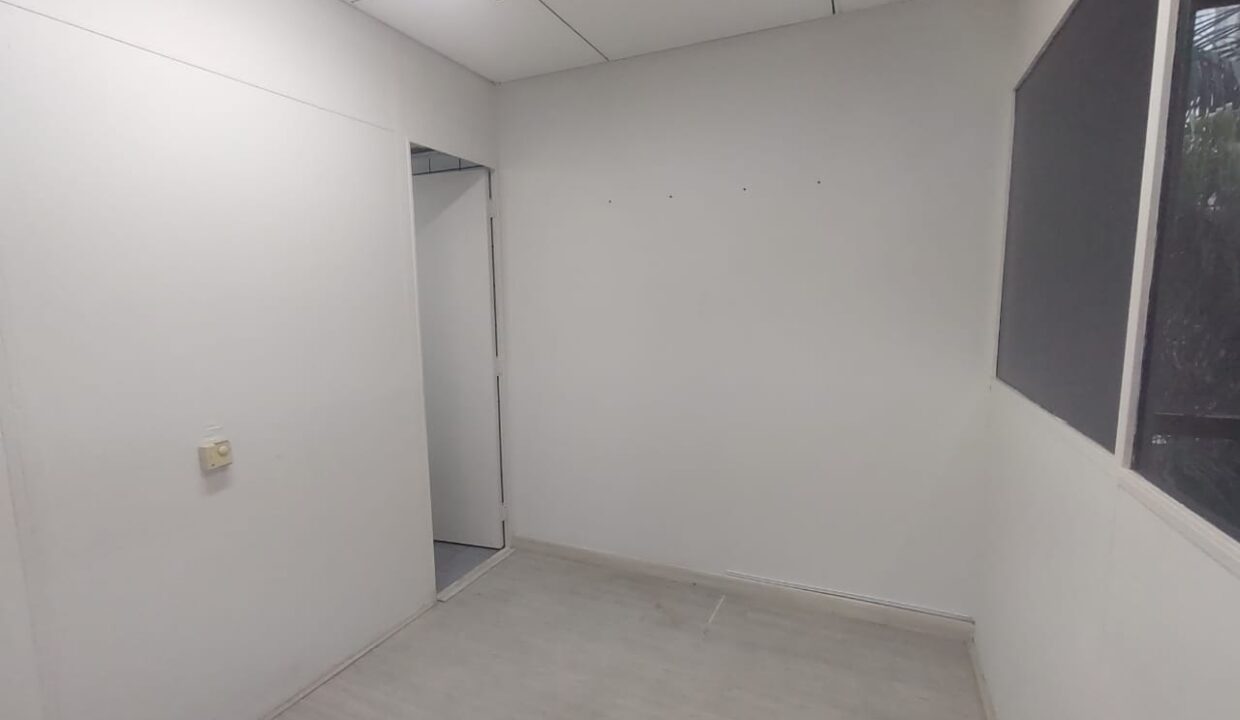 6064bd7e-f7a8-4842-bbc8-80e701c79dac