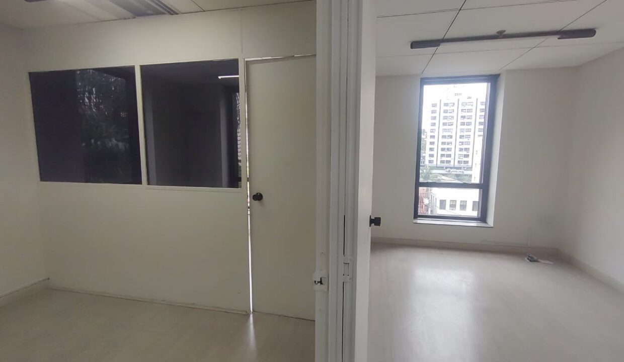 b9055a92-b03e-45fc-b3f1-e3f5c0cdd4ad