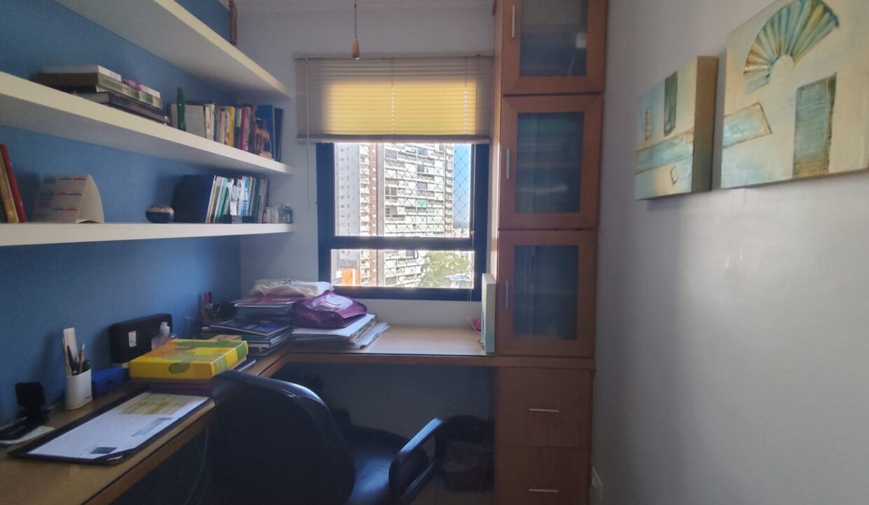 3750e9d7-7e80-4dd6-9a1e-fc5e99c3d4f0