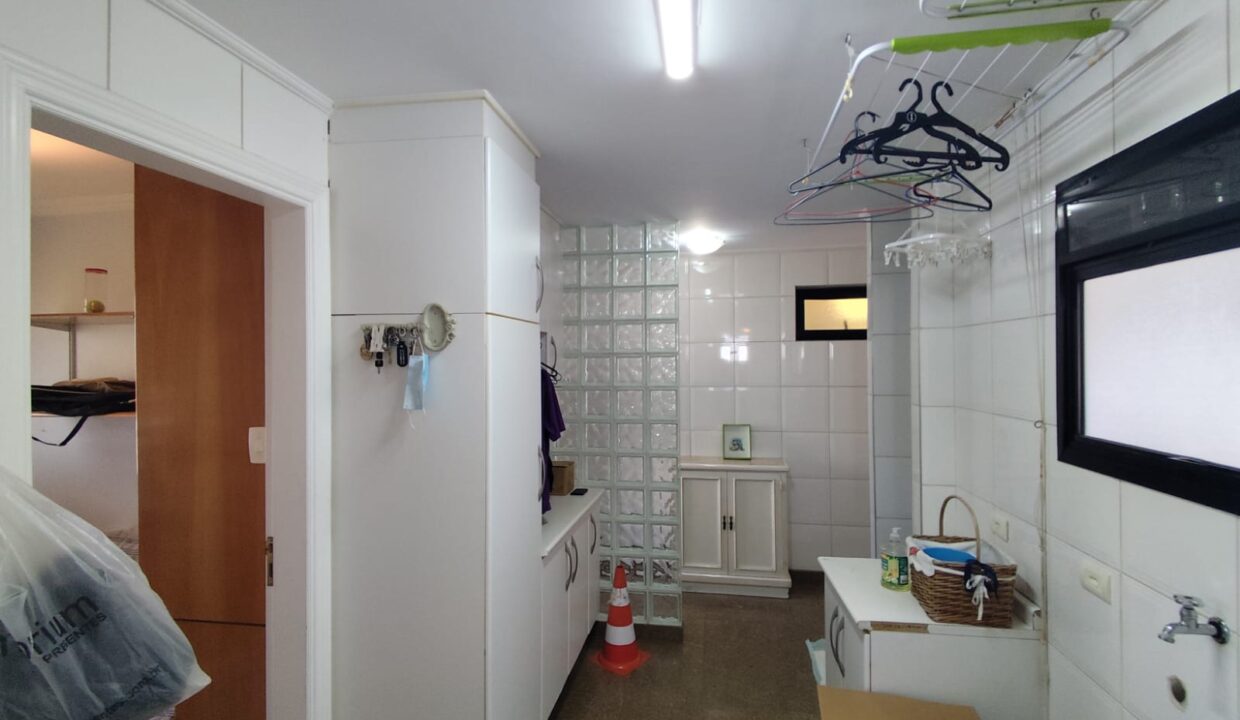 825dc0d7-38a5-4a2b-8ac3-0364b152af1b